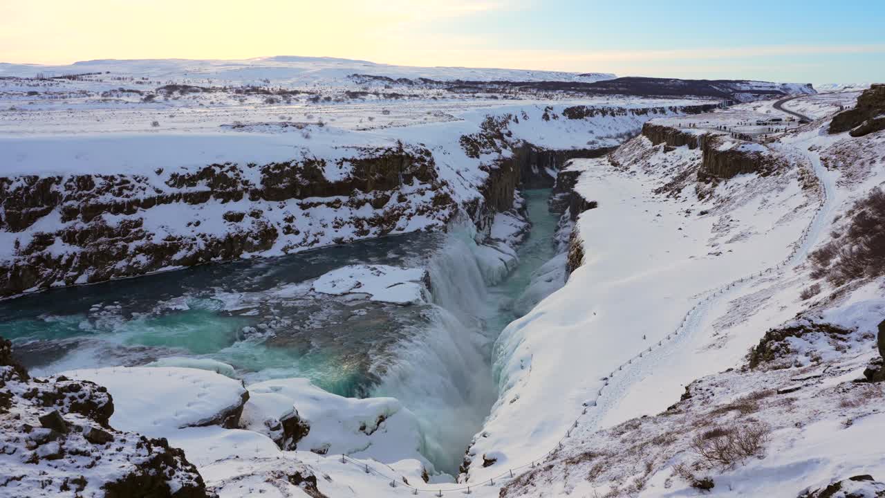Wodospad Gullfoss zimą, Islandia