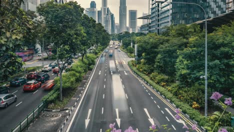 Rush-hour-traffic-with-Singapore-skyline-in-background