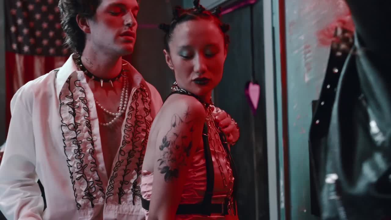 Fast Light Transitions (template features a pack of 10 fast light transitions)