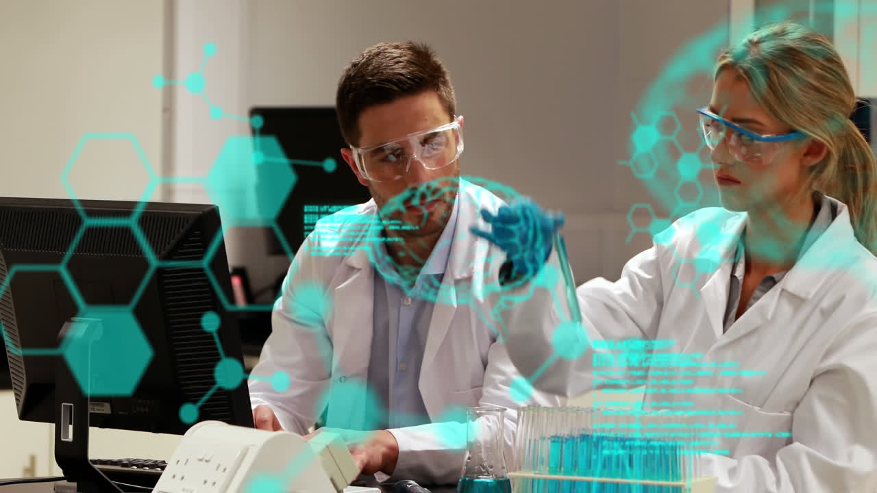 animación del procesamiento de datos médicos sobre diversos científicos masculinos y femeninos que trabajan en el laboratorio