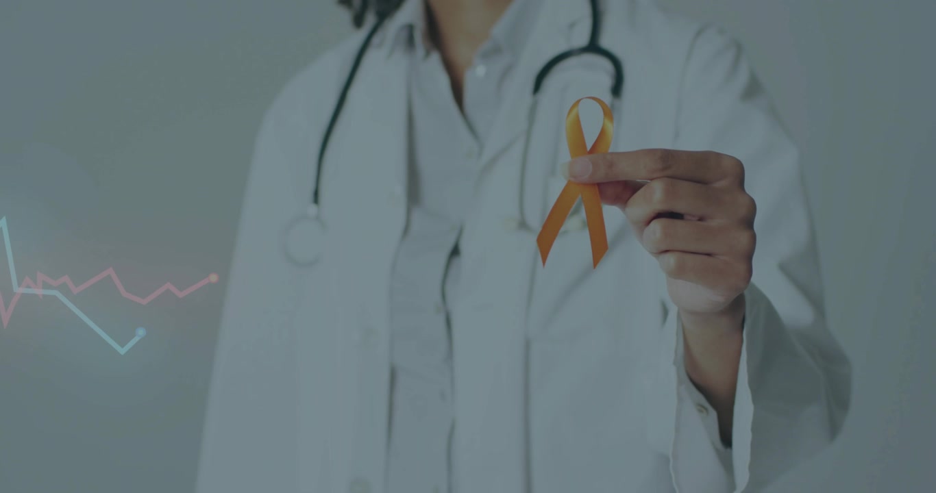 Medico che solleva un nastro arancione all'altezza del petto, centrandolo, mentre una sovrapposizione grafica pulsa per la consapevolezza sulla salute.