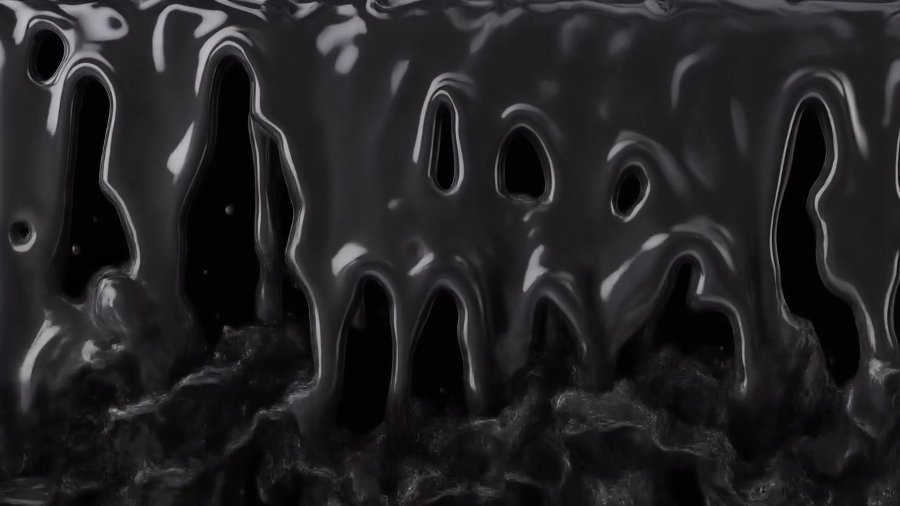 Liquido Nero Denso che Gocciola su Sfondo Nero