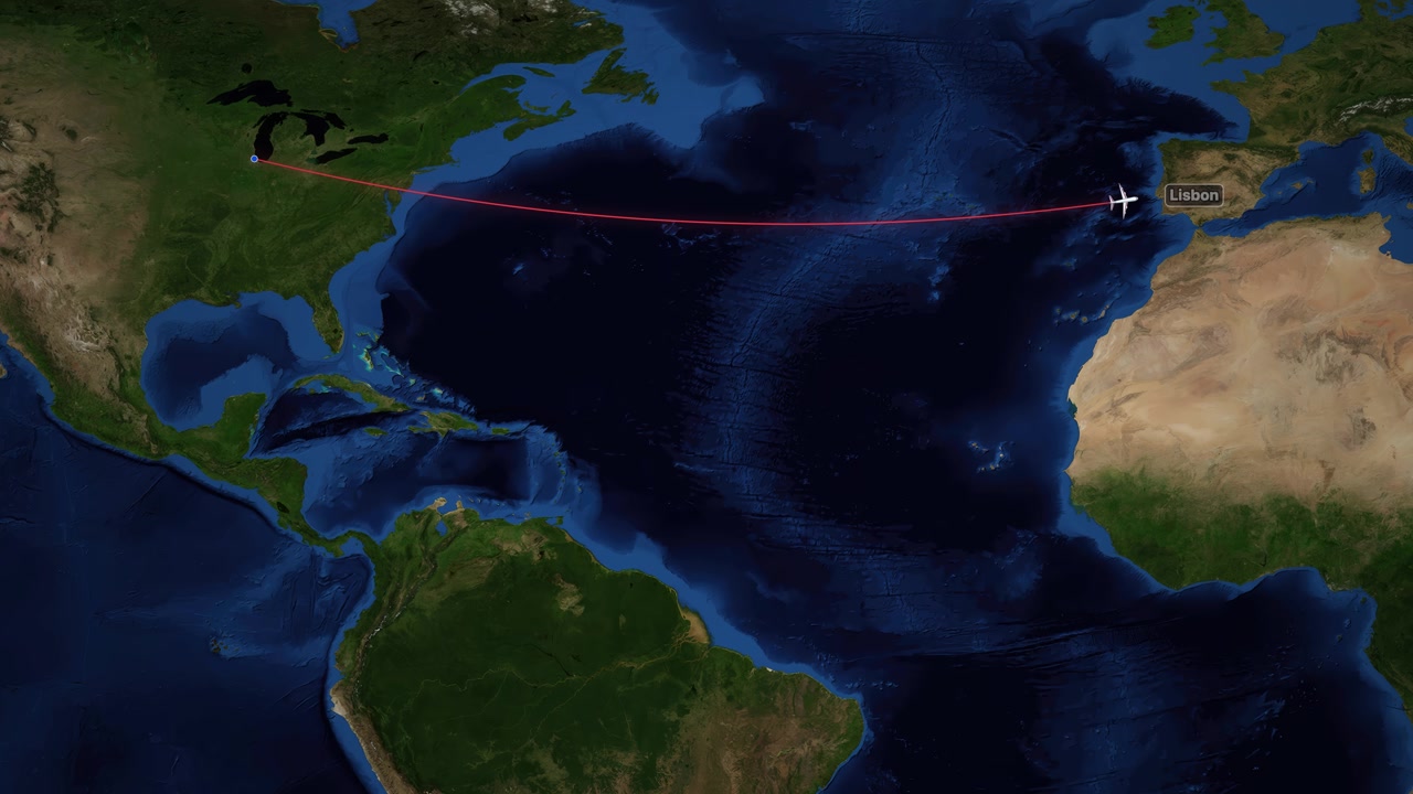 Animated Airplane Flight Path from Chicago to Lisbon on World Map