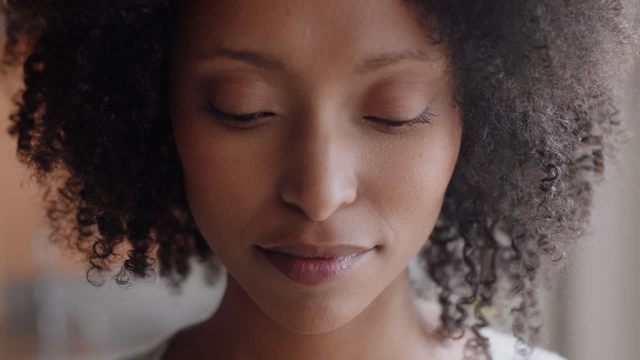 portrait beautiful african american woman smiling happy looking confident