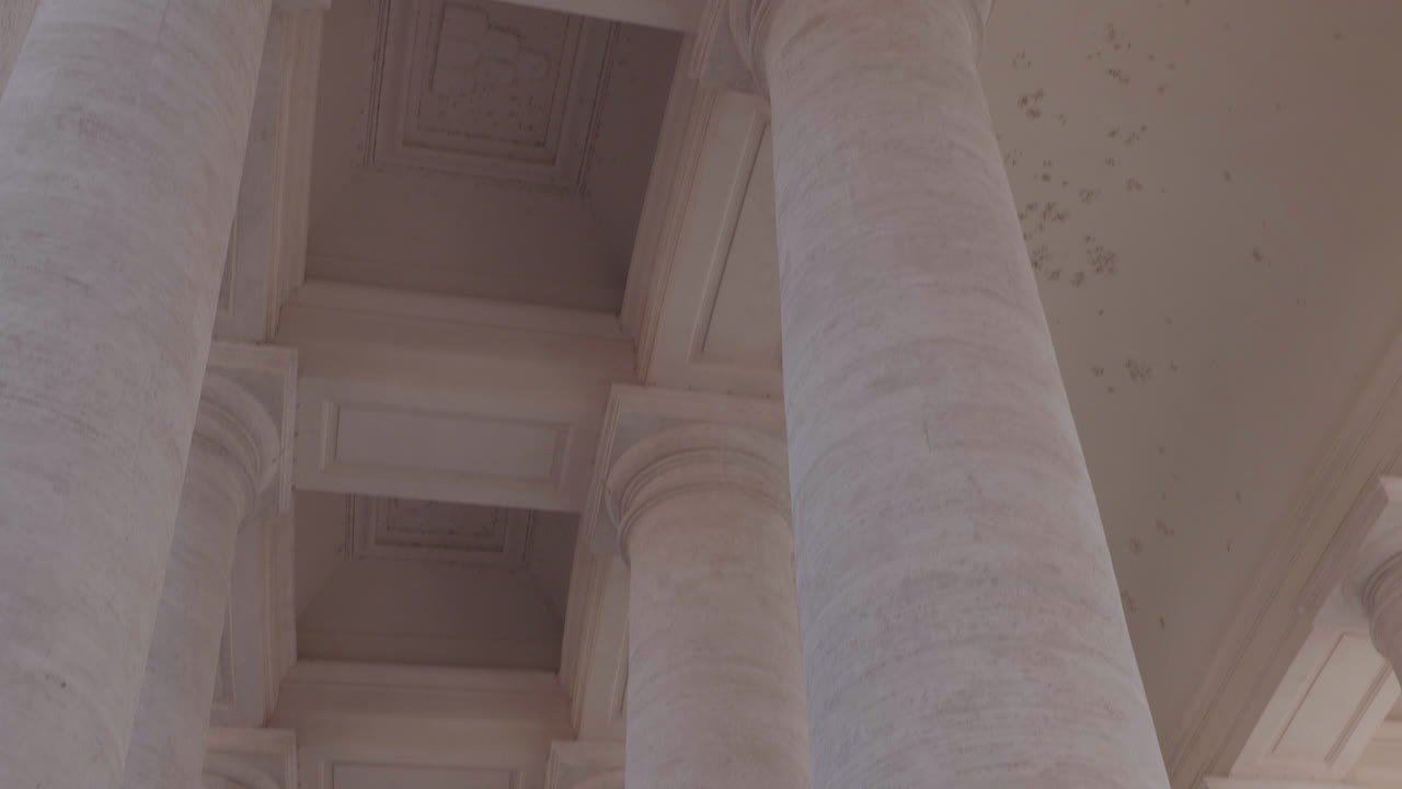 유명한 기둥, 로마 바티칸 성 베드로 대성당