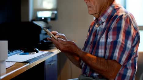 senior man using mobile phone 4k