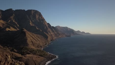 Majestic-view-of-rocky-cliff-and-sea