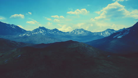 hermosa vista panorámica de las montañas