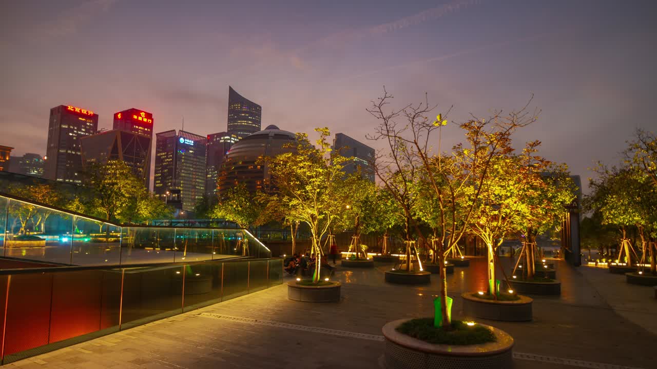 항저우 시내 중심, 일몰 시간, 조명, 시내 공원 광장, 파노라마 타임스 파노라마, 4k 중국
