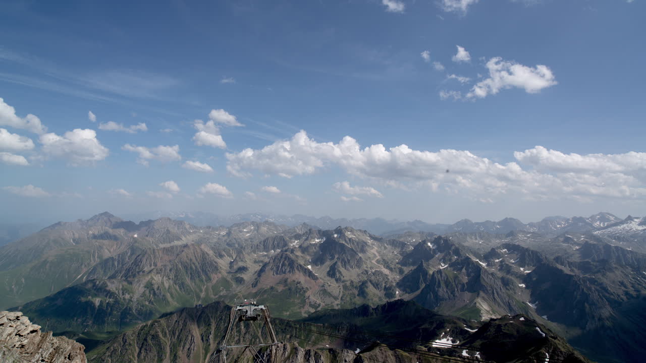 그림 뒤 미디 4k 25