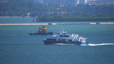 Ships-in-sea-slow-motion-Singapore