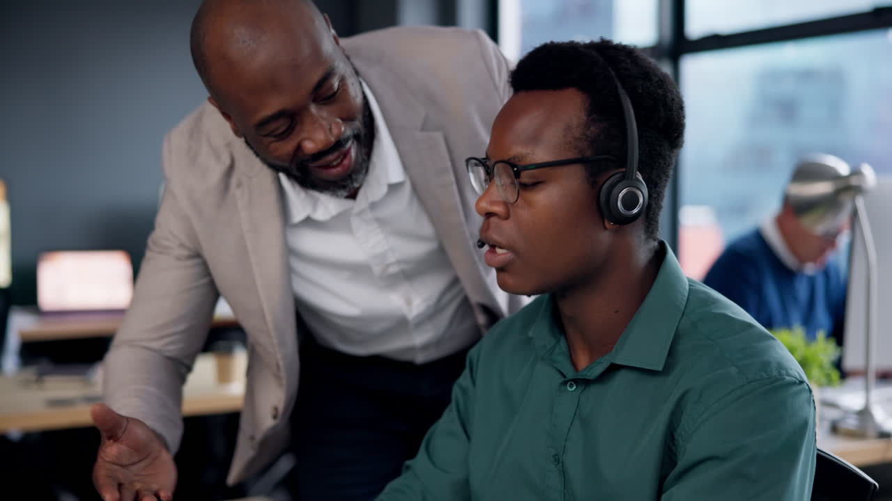 Call center, training and consultant people