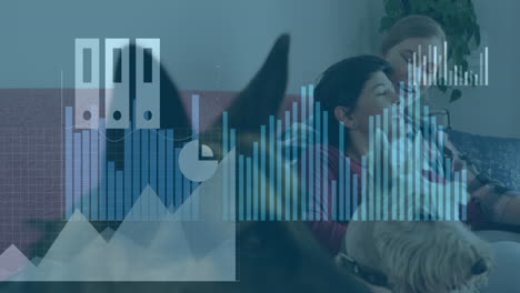 animación del procesamiento de datos financieros y estadísticas sobre la pareja caucásica