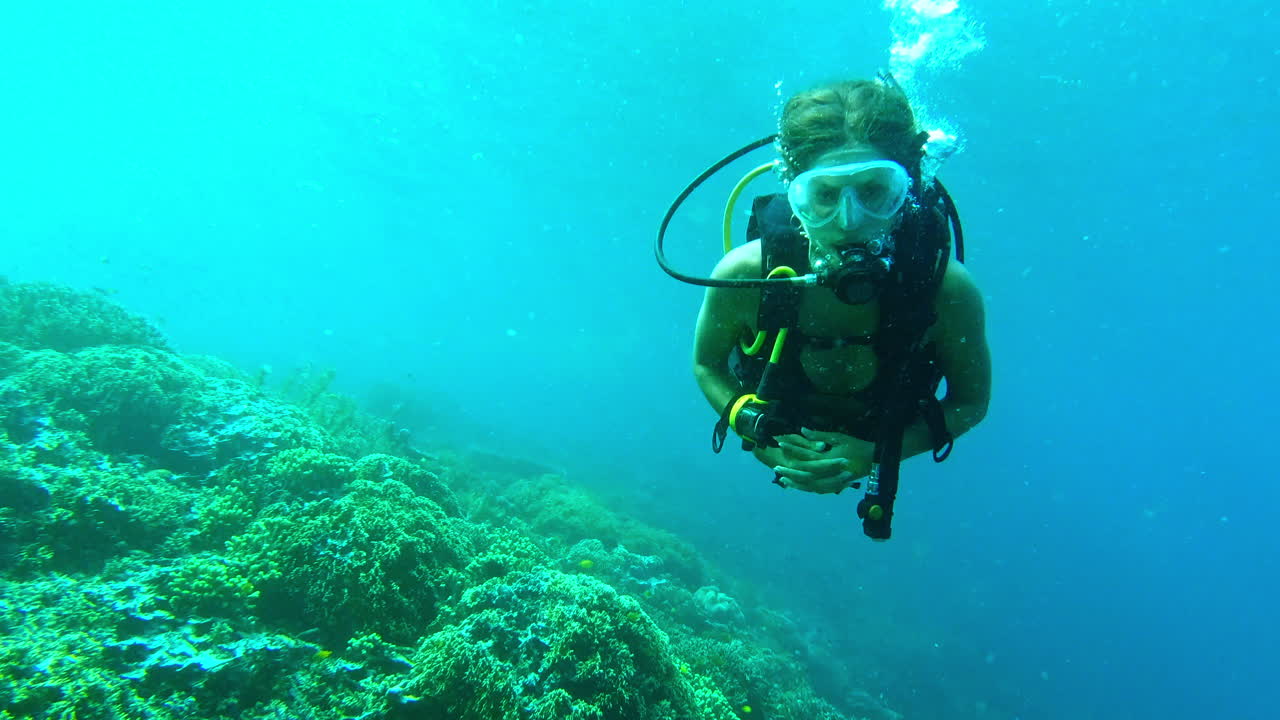 el mar hizo de mí un aventurero.