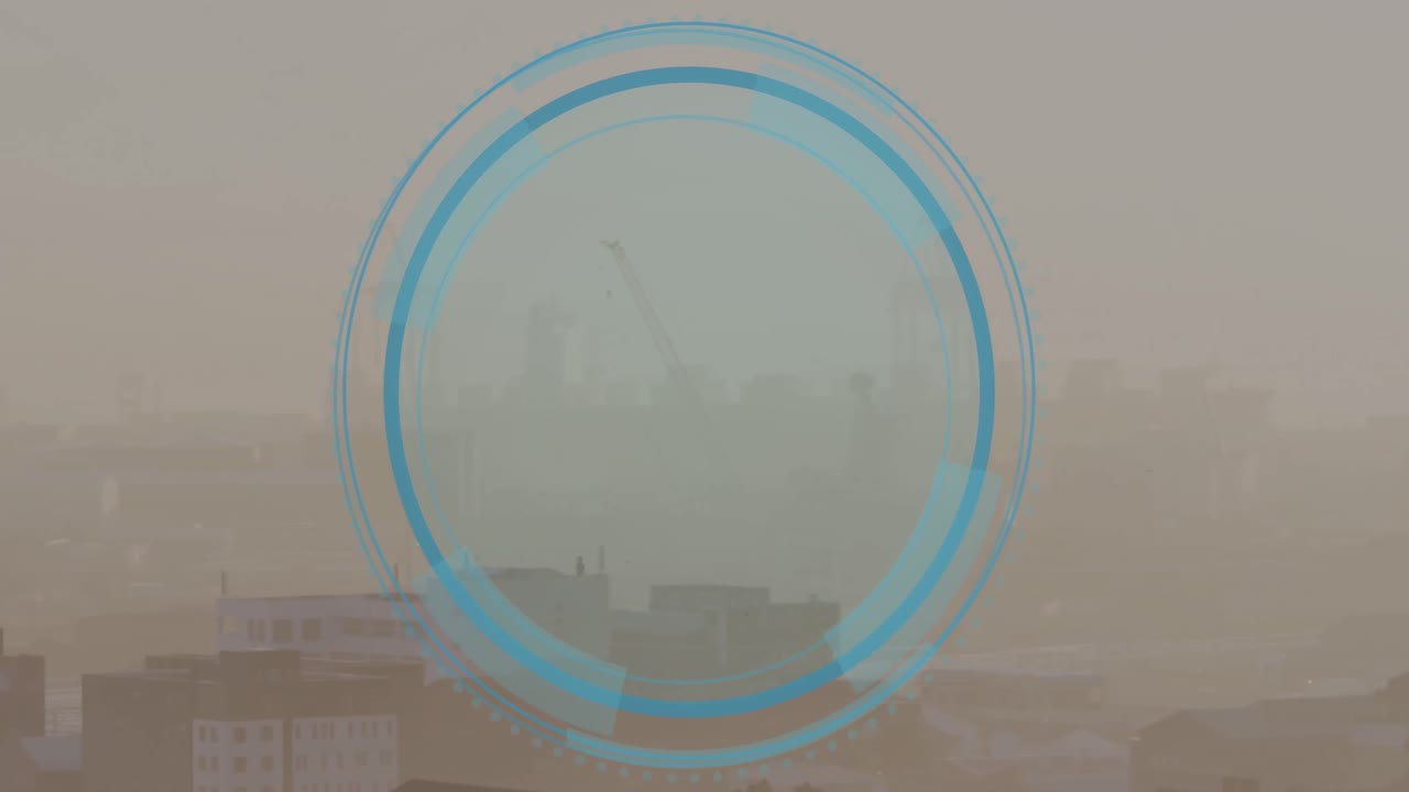 도시 풍경의 공중 전망에 대해 회전하는 둥근 스캐너를 통해 데이터 보호의 애니메이션