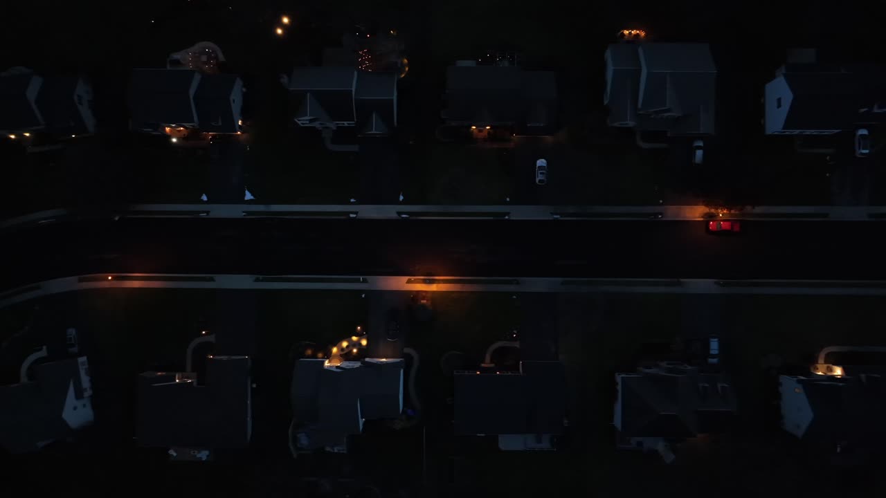 밤에 어두운 미국 동네