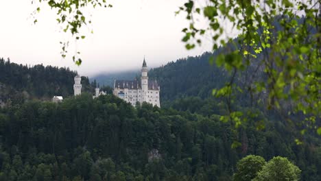 castillo de neuschwanstein alpes bávaros alemania
