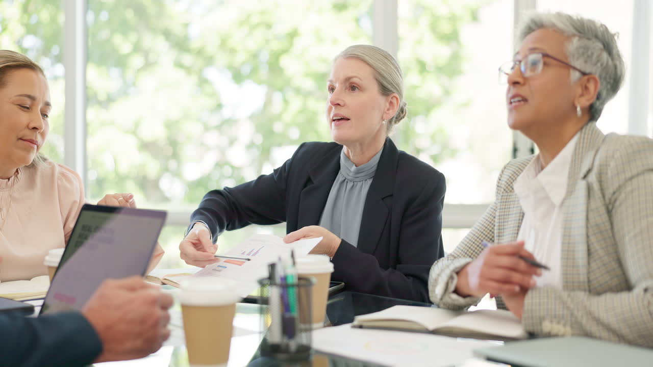 마케팅, 문서 및 비즈니스의 팀워크