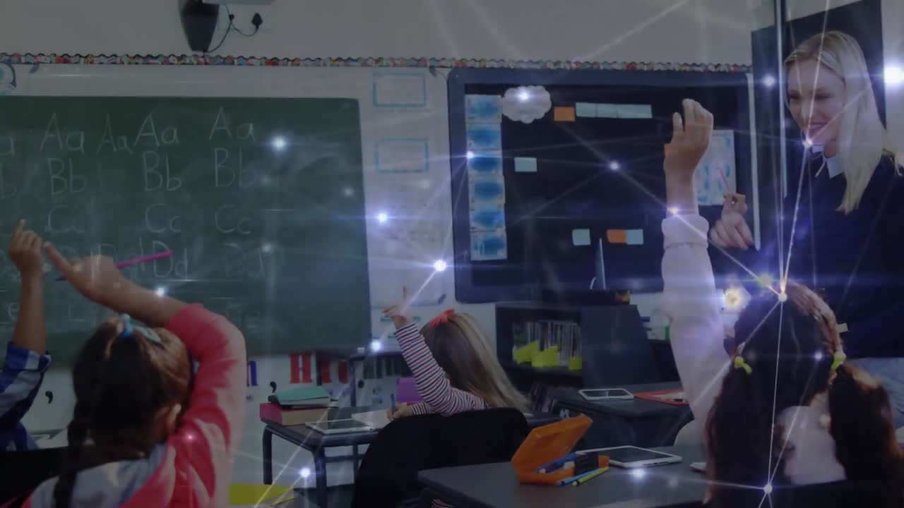 animación de una red de conexiones entre maestros y escolares felices y diversos