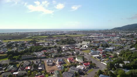 vista a vista de pájaro de la zona de viviendas, en el centro de greymouth