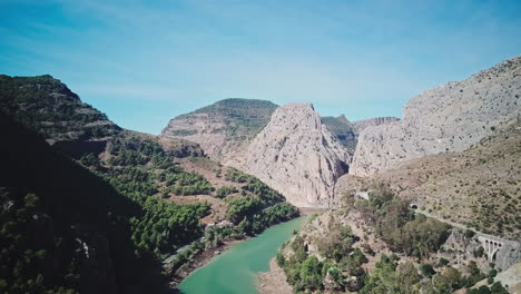 walking along the world's most dangerous footpath