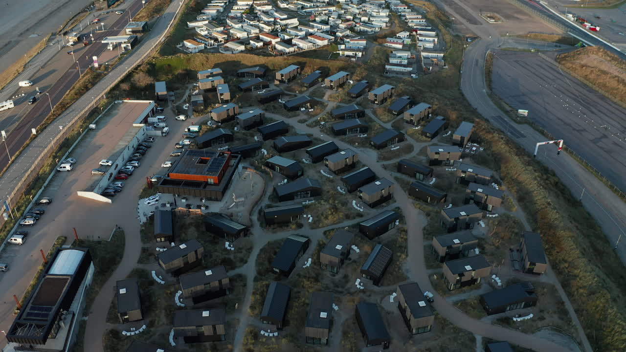 네덜란드 잔드보르트 쿠리오스에 있는 휴양지의 조감도