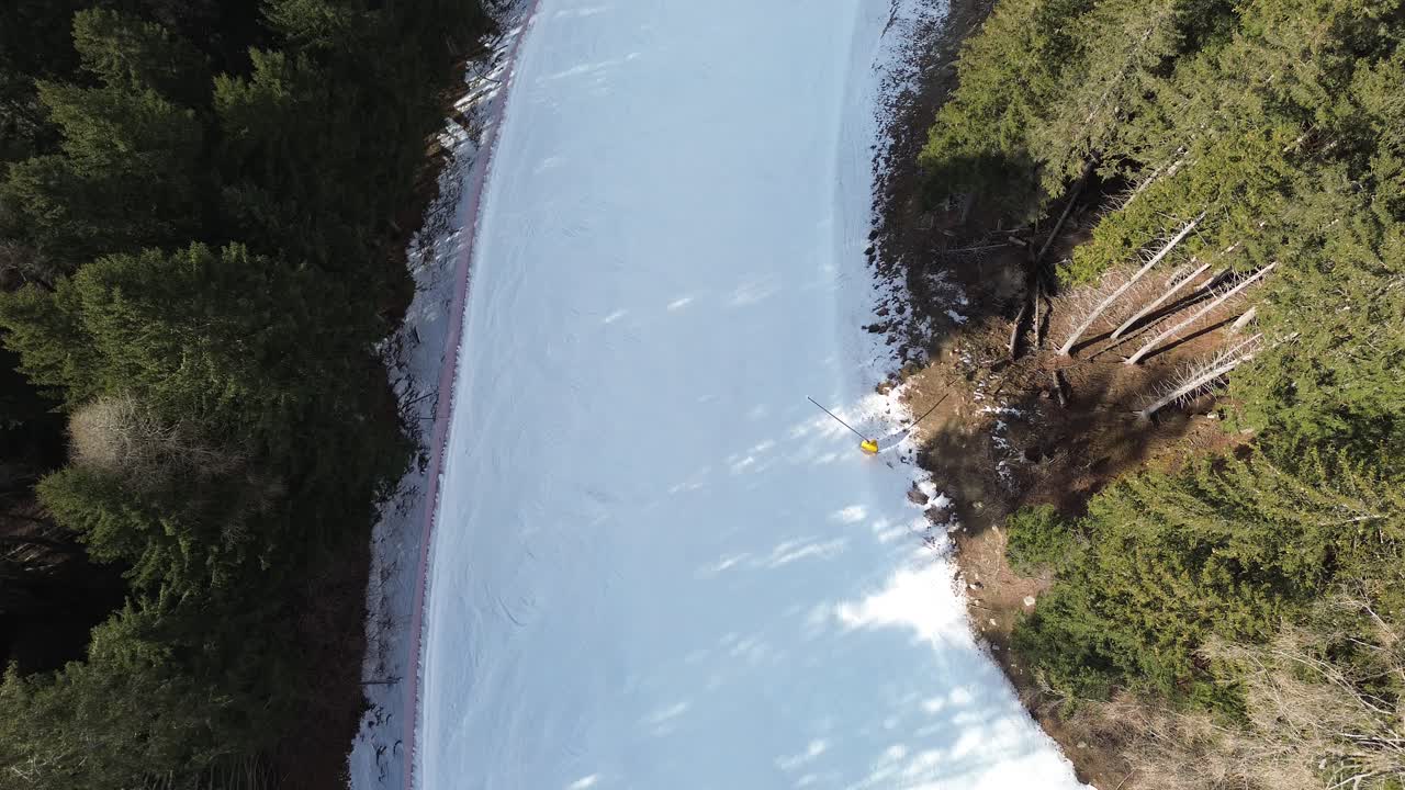 There are winter sports that play the role of the Winter Olympics in Cortina and Milano Italy. Learning to ski and snowboard I capture these videos with my drone that is in a ski resort. roads