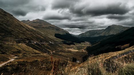 timelapse sobre montañas escocesas 4k timelapse