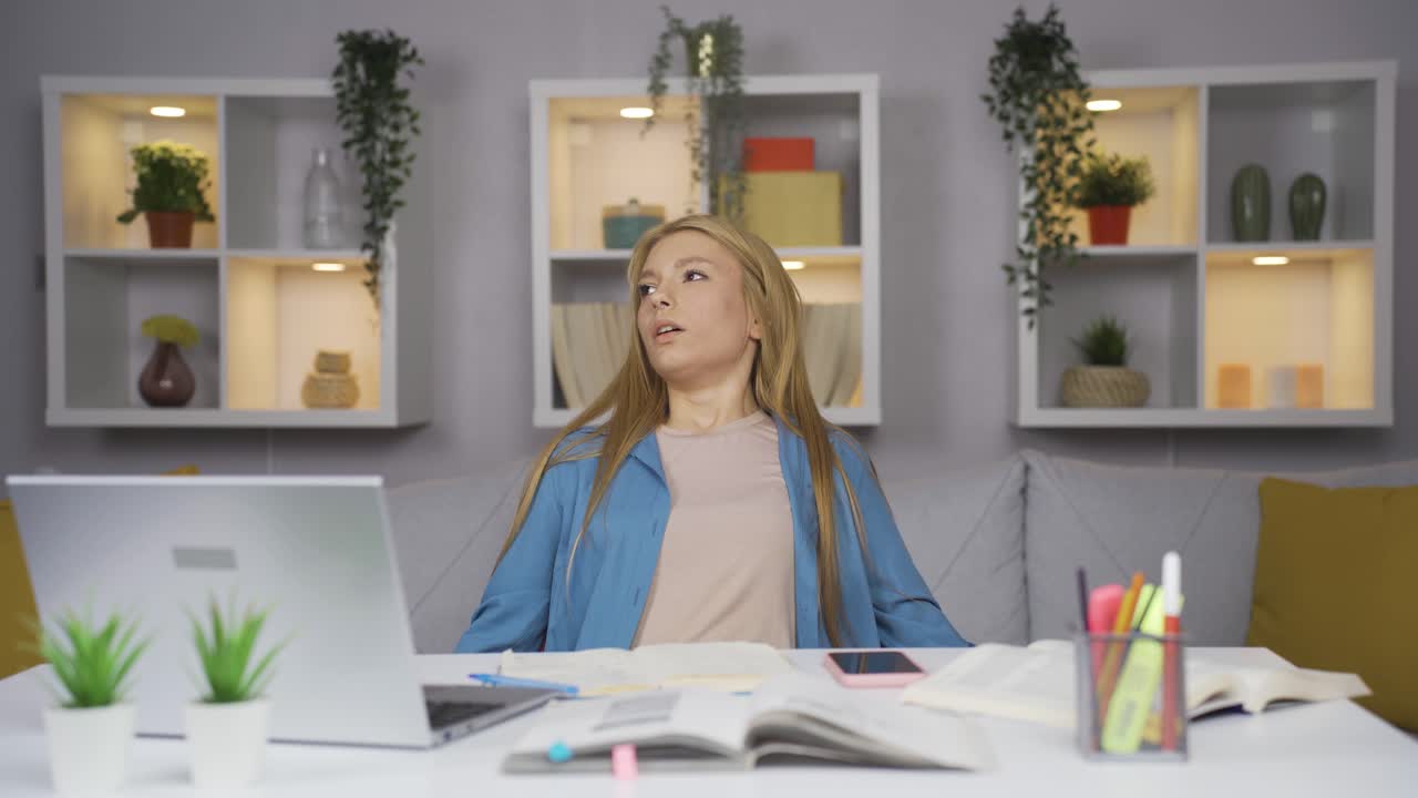 트랜스젠더 여성 학생입니다.