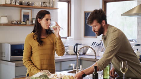 Los-Mejores-Matrimonios-Se-Construyen-Sobre-El-Trabajo-En-Equipo