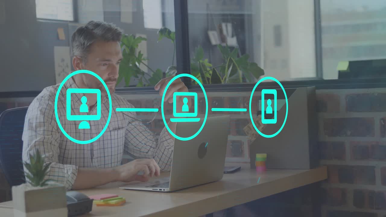 animación de iconos conectados con líneas sobre hombre caucásico trabajando en computadora portátil
