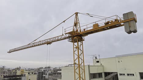 Under-Construction-with-big-crane