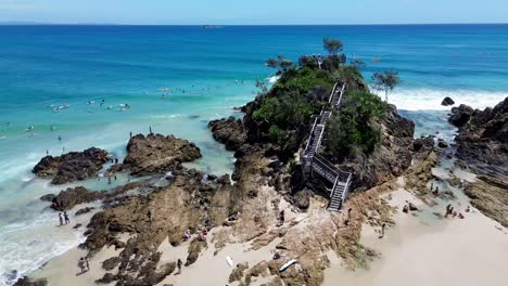 Vídeo-Drone-4k-De-La-Playa-Pass-Lookout-En-Byron-Bay,-Australia