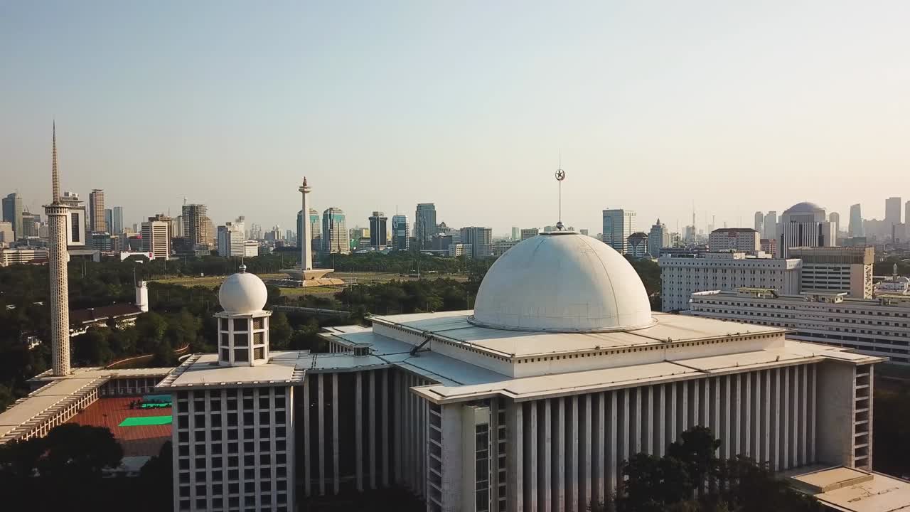 하  을 가진 이스랄 모스크 의 공중 사진