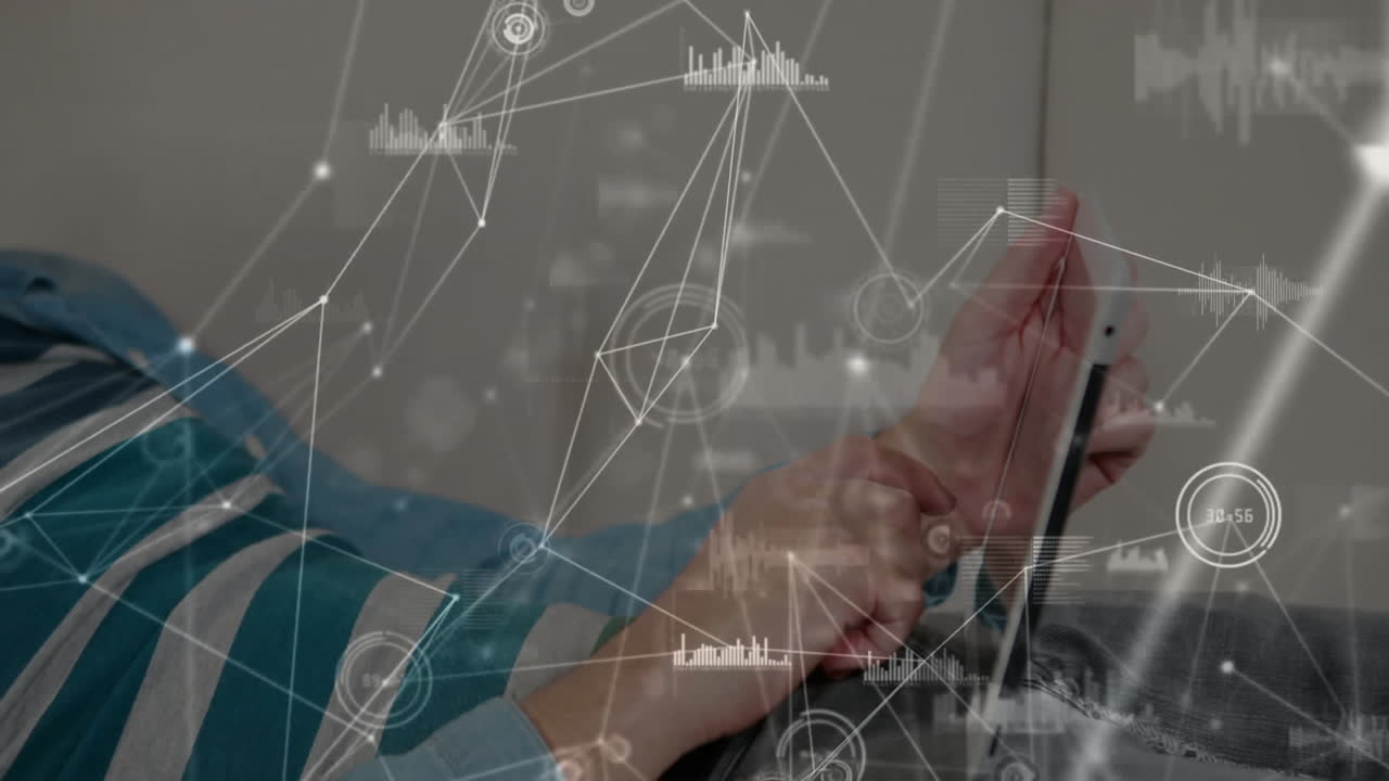 태블릿을 사용하는 백인 남성에 대한 연결 네트워크의 애니메이션