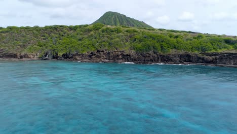 scenery of the mountains in the sea 4k