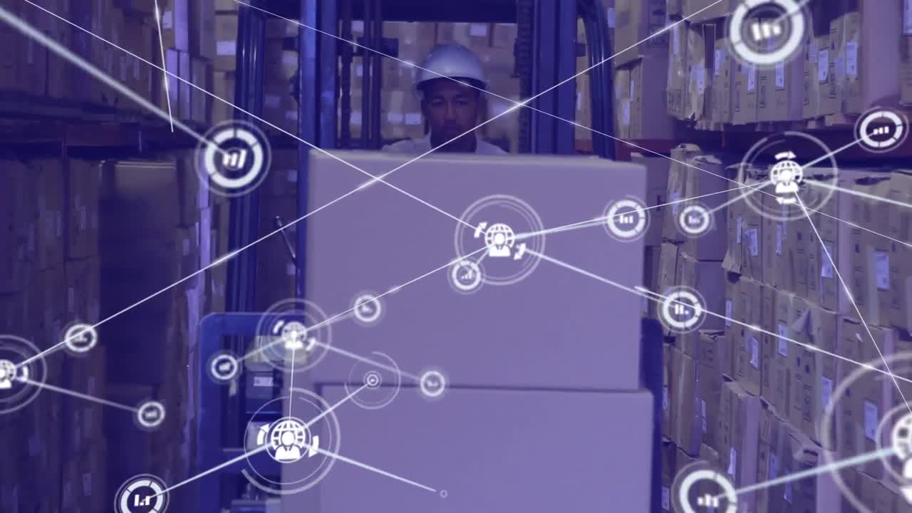 animación de la red de conexiones con iconos sobre el hombre que trabaja en el almacén