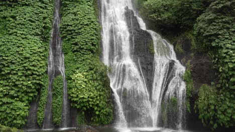 munduk banyumala twin waterfall bali jungle tropical rainforest nature indonesia southeast asia
