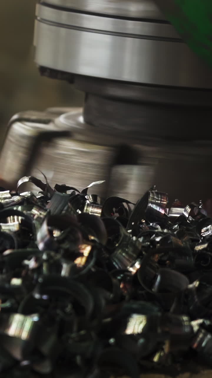 Metalworking and Machining with a Lathe