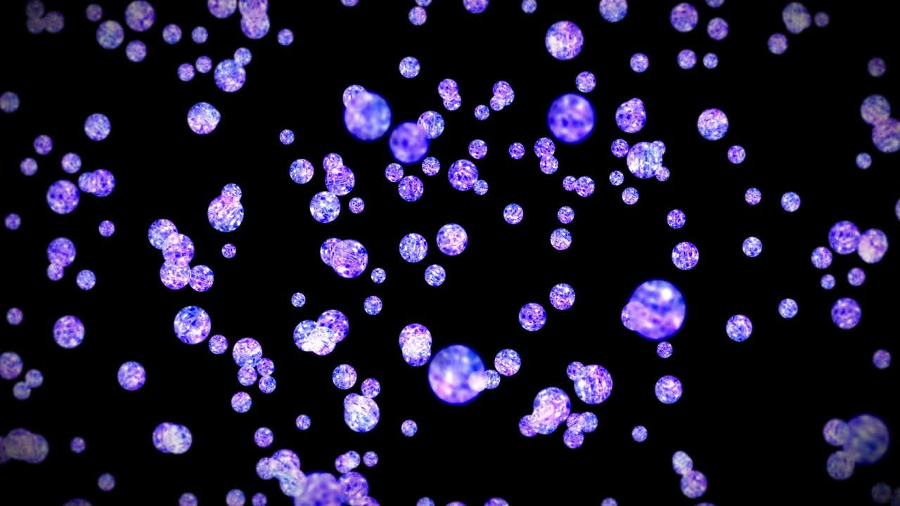 검은 바탕에 많은 은 크리스탈 구를 날아. 투명, 다채로운 유리 빛. 반이는 공 회전의 3d 애니메이션. 루프 애니메이션.