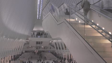 oculus inside stops and main floor new york city 4k