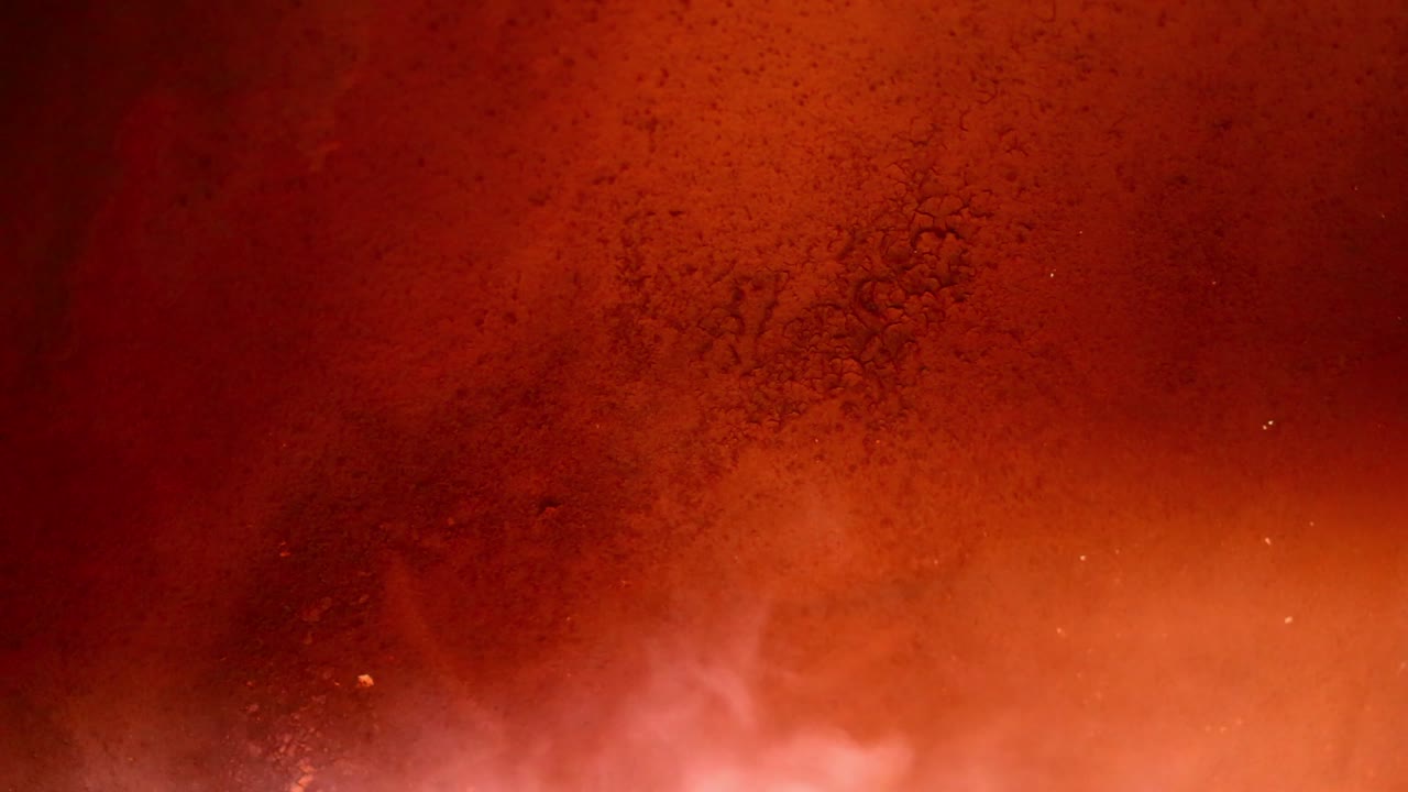 벽난로에서 불꽃 연기가 산업 금공 비디오