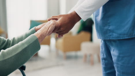 Senior-care,-holding-hands