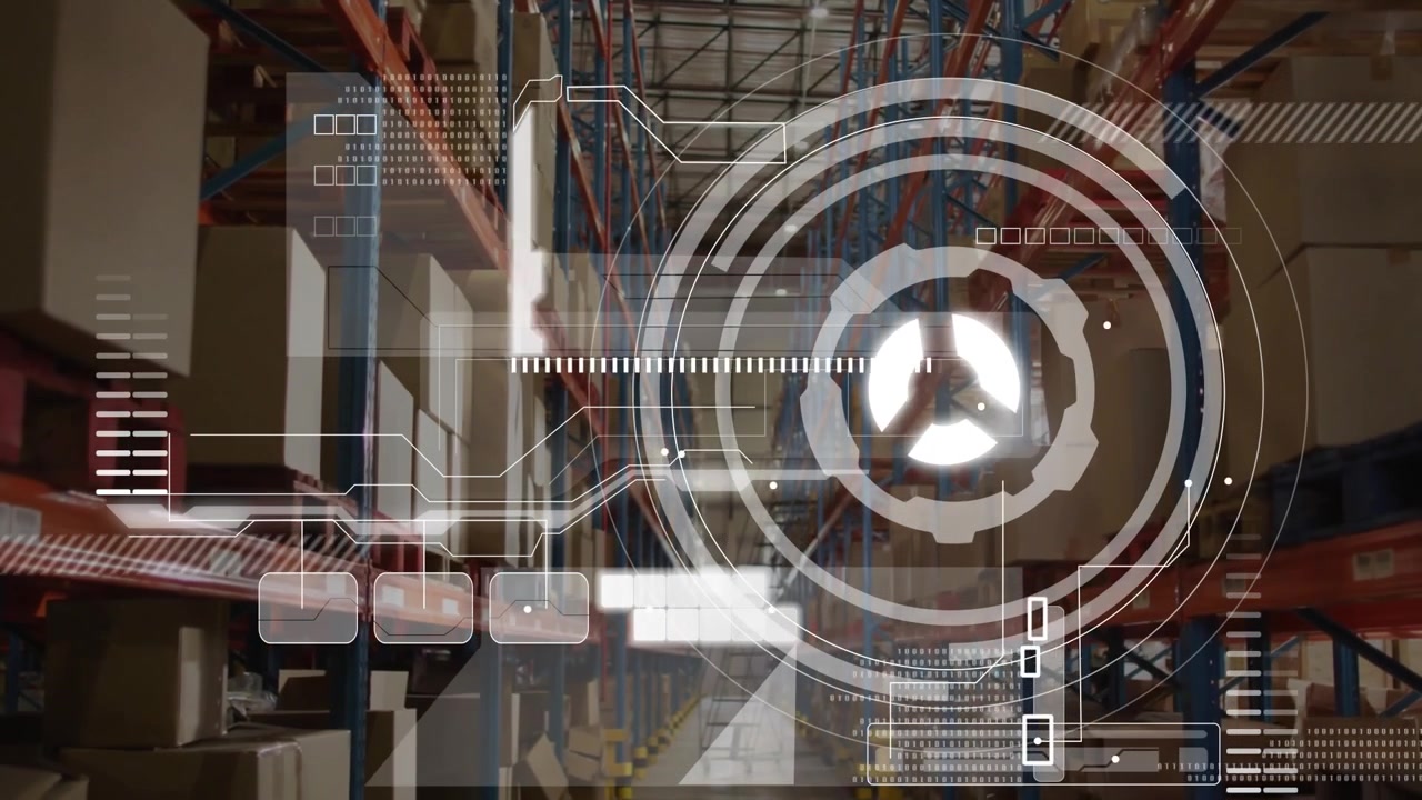 Animeret digitalt interface vises over et moderne lager