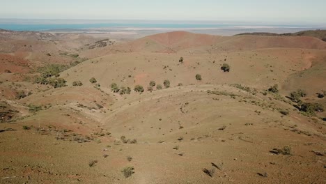 Colinas-Ondulantes-Cerca-De-Flinders-Rangers-Australia,-Antena