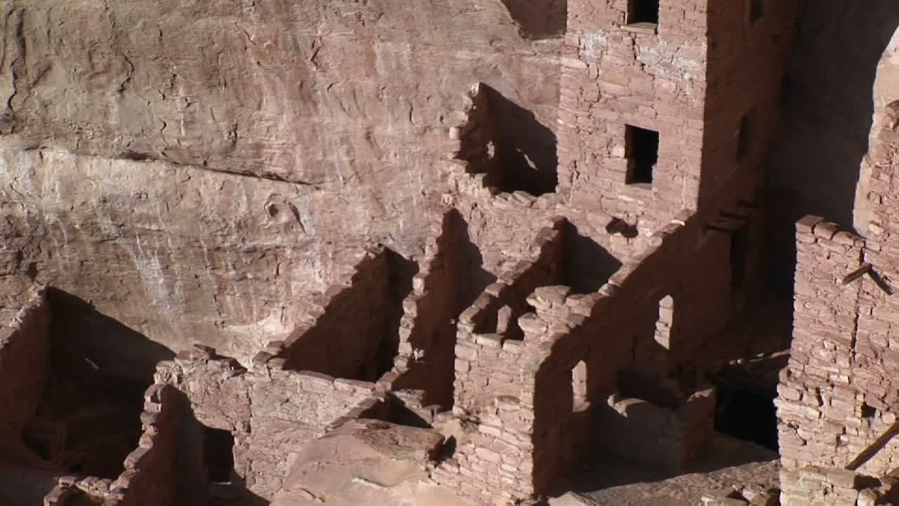 panup de las ruinas de las viviendas de los acantilados nativos americanos en el parque nacional mesa verde