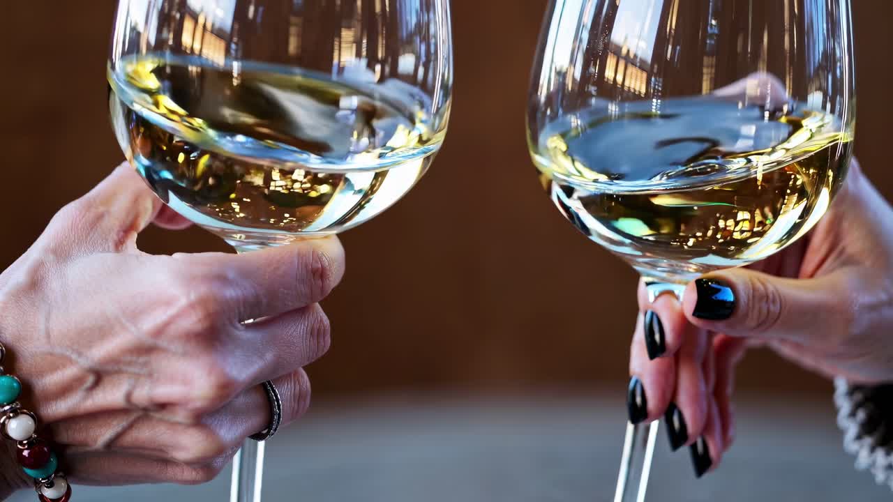 Cheers with White Wine