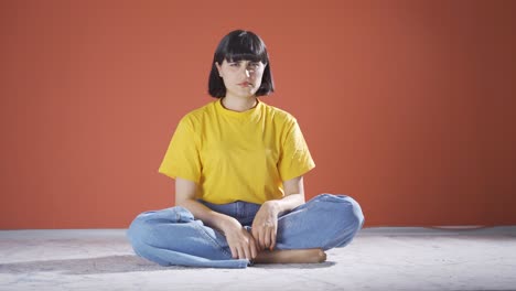 Woman-looking-negative-at-camera.