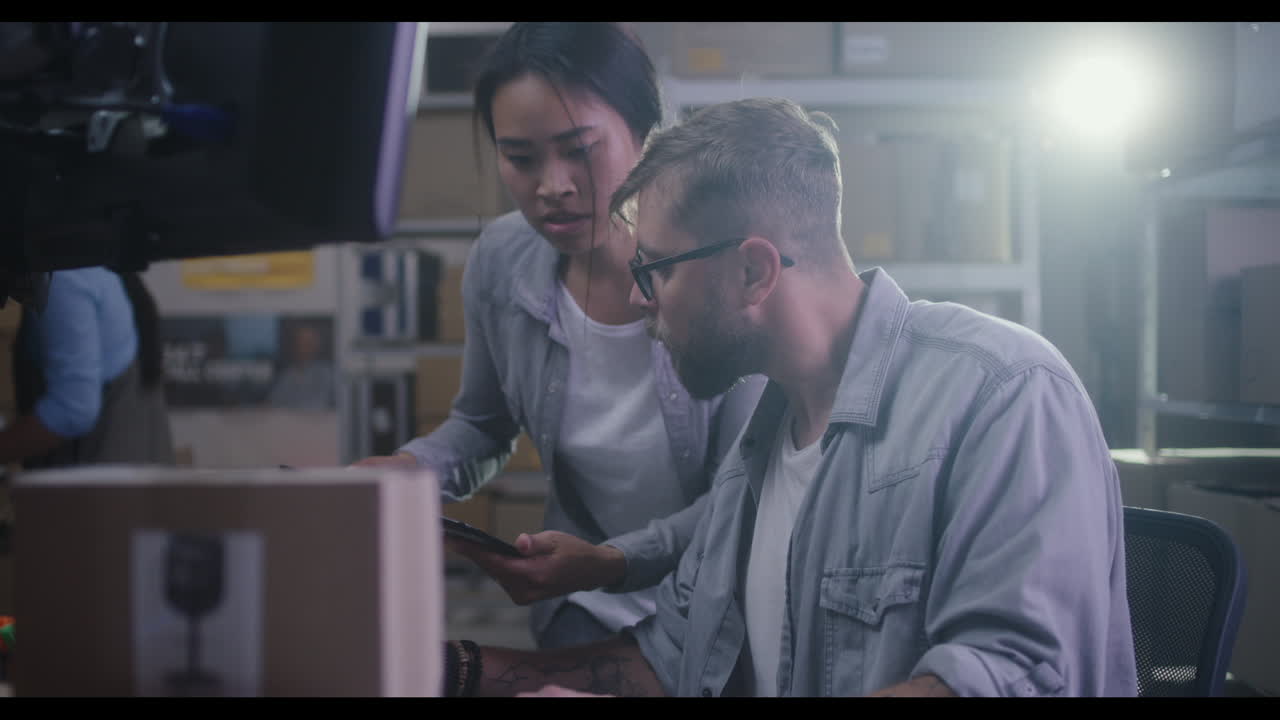 Team Collaboration in a Warehouse Setting