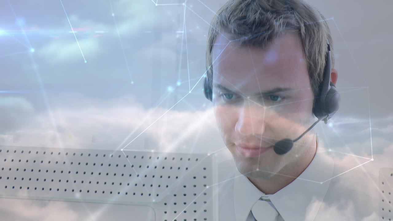 animación de redes de conexiones a través de un hombre de negocios usando auriculares telefónicos